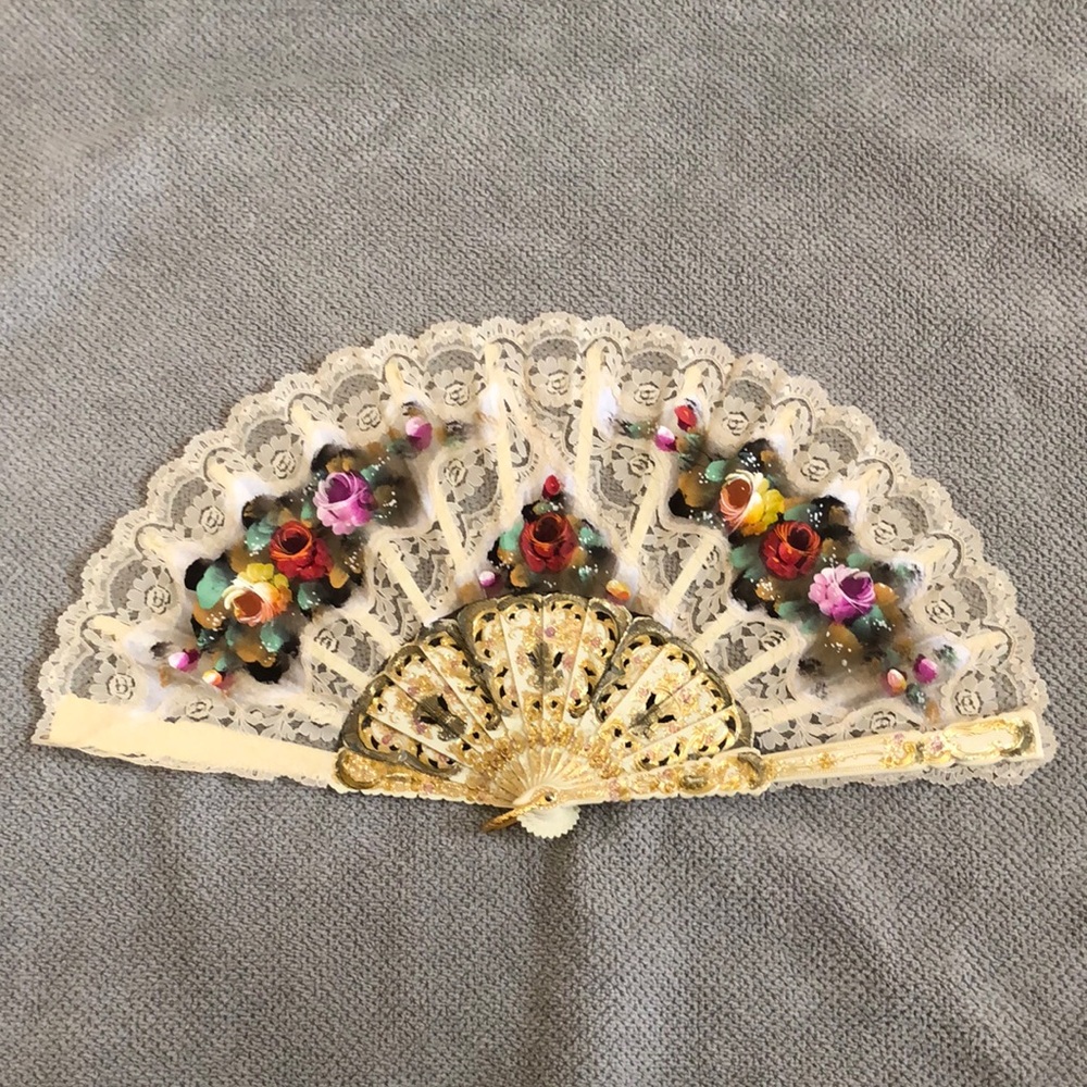 Hand held fan